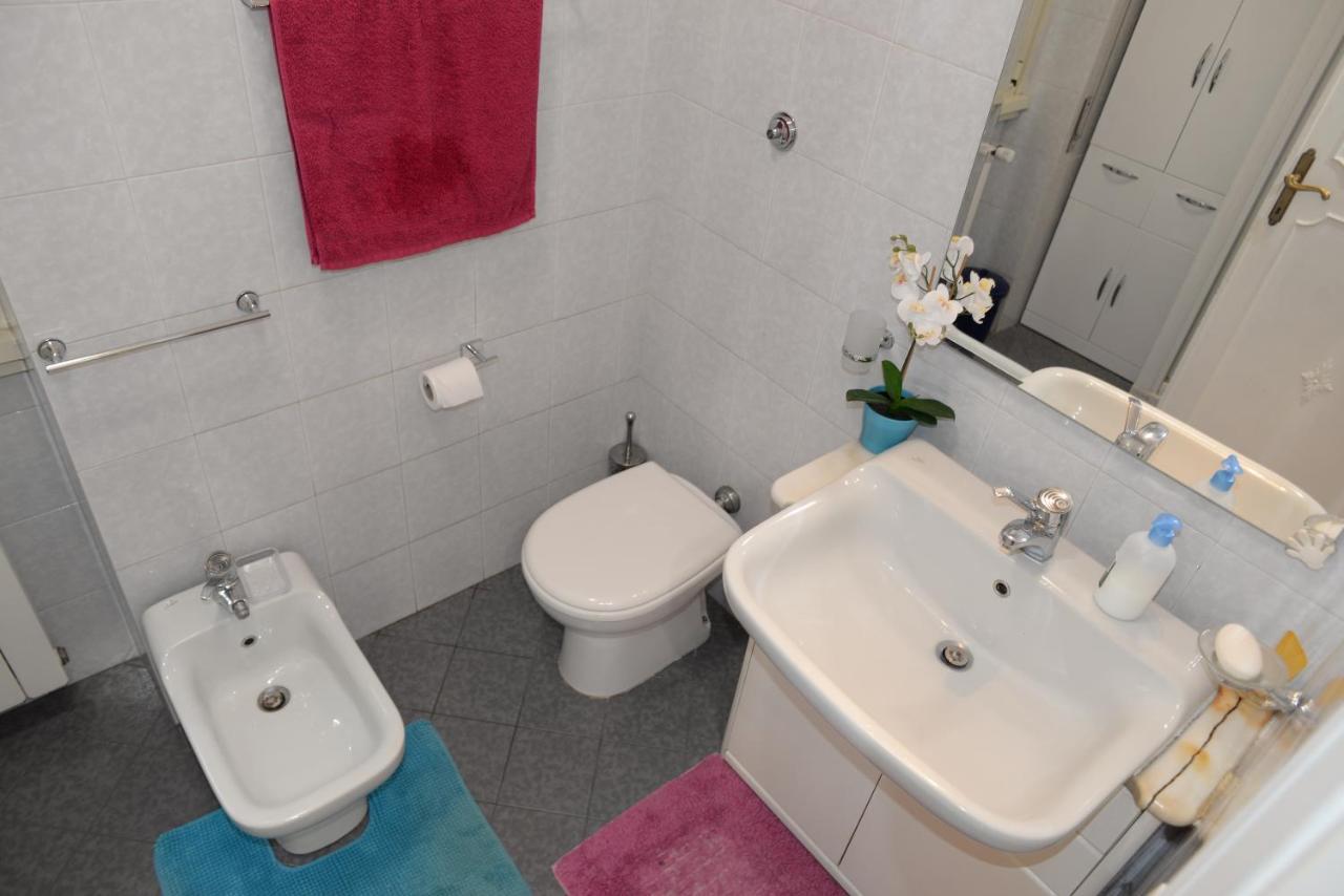 Guest house In Guest - Emilios Triple In Our Cozy And Comfortable Establishment *