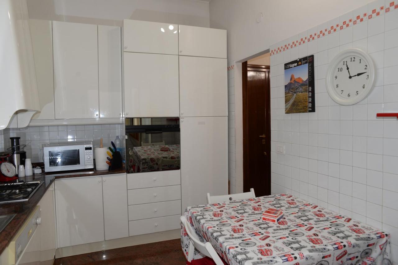 In Guest - Emilios Triple In Our Cozy And Comfortable Establishment * Rome