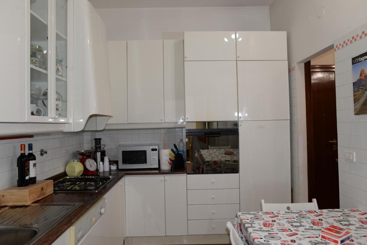 Guest house In Guest - Emilios Triple In Our Cozy And Comfortable Establishment Rome